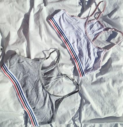 N112	sportovní podprsenky vel. 146 - 152, tchibo,146