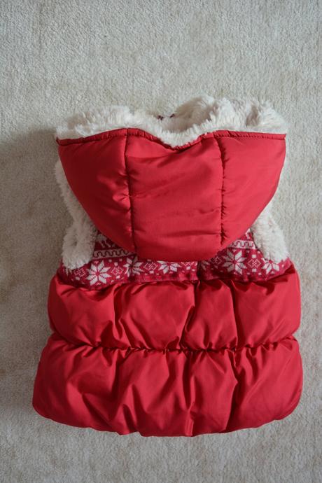 Teplá vesta, next,104