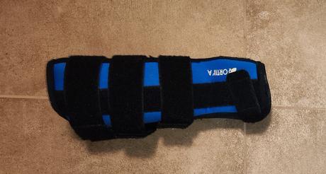 Ortéza ortika na pravé zápěstí s-l, 