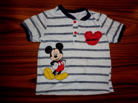 Pruhované tričko s mickeym, 86