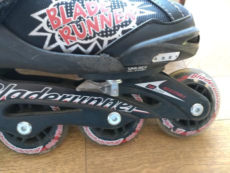 Kolečkové brusle, bladerunner,32