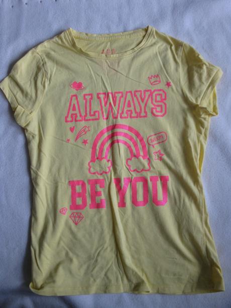 Žluté triko, f&f,146