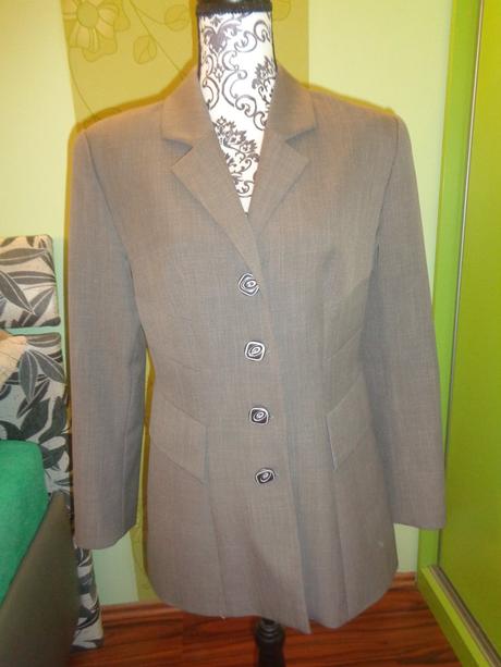 Luxusní zeštíhlující prodloužené vypodšité sako, 40