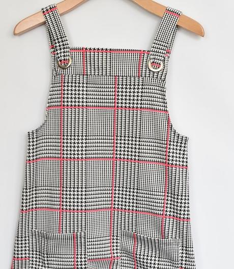 Šatovka vel. 8 - 9 let, primark,134