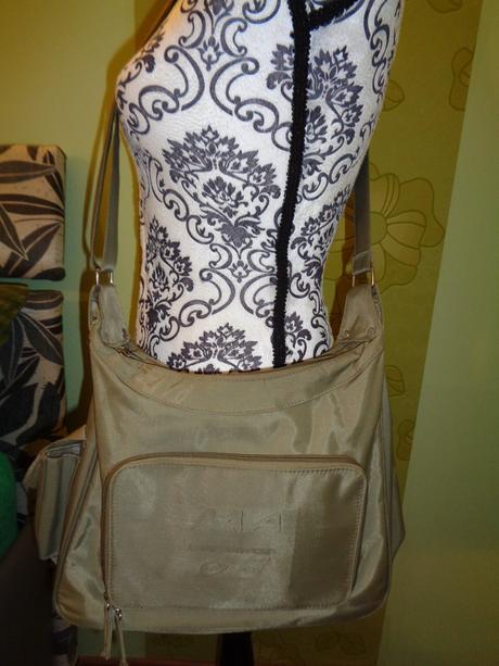 Super sportovní kabelka - lesklá khaki-hodně kapes, 