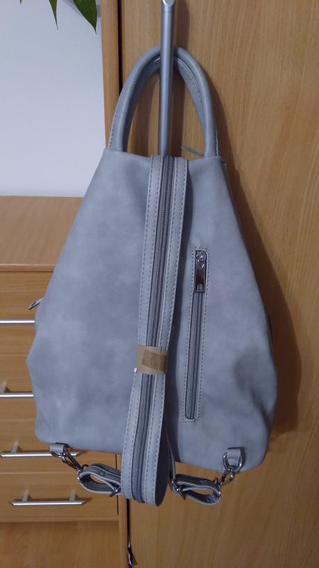 Koženkový batůžek, 