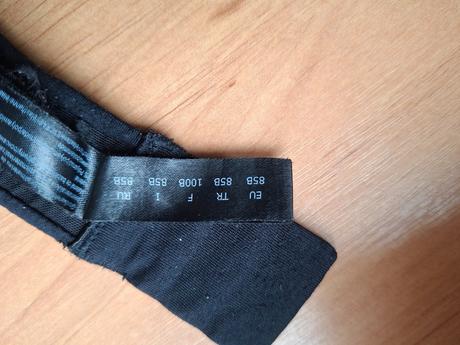 Dvě podprsenky, tcm,85b