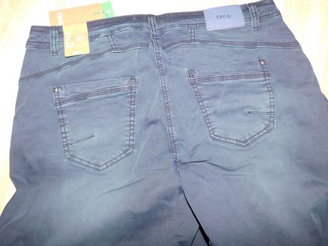 Dámské kalhoty, 42