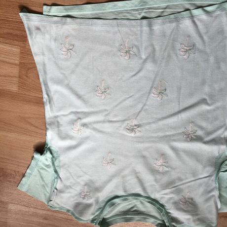 Letni tricko s palmami 152, 152