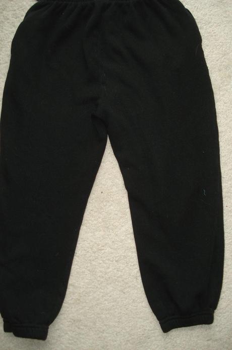 Tepláky na lítačku, 140