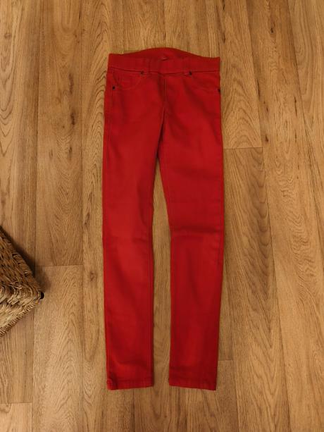 Červené džegíny 146/152, takko,152