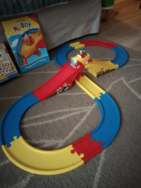 Dráha noddy,knížka,hra,
