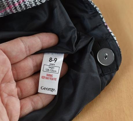 Sukně vel. 8 - 9 let, george,134