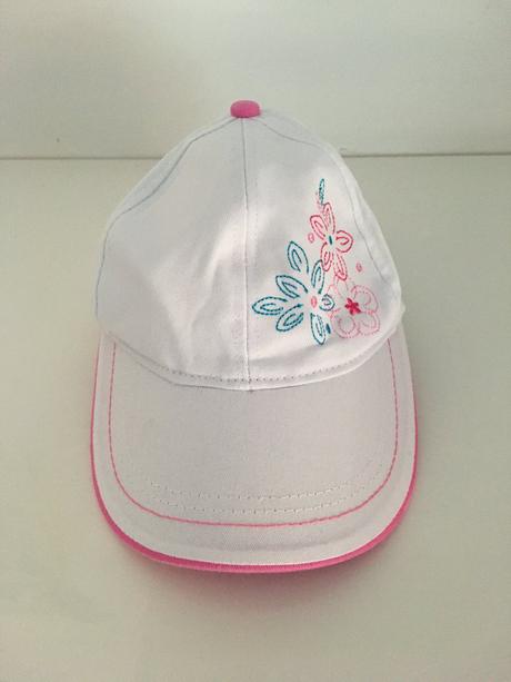 Dívčí kšiltovka (8 - 9 let), 134