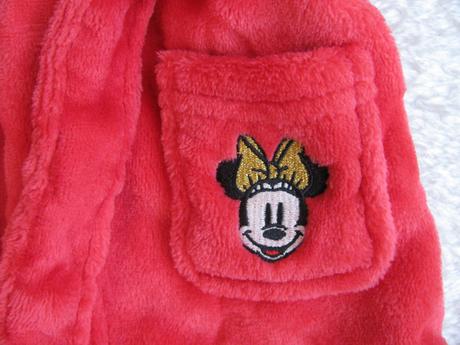 Krásný malinově červený fleecový župan s kapucí, disney,74
