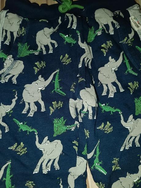 Tepláky se slony 122, marks & spencer,122