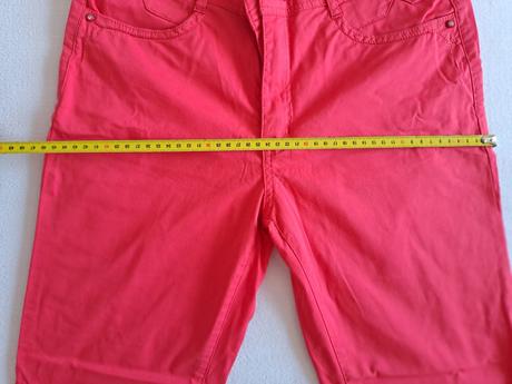 Dámské 3/4 kalhoty, vel 40, 40