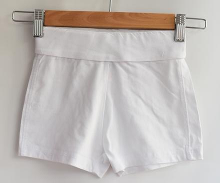 Kraťasy vel. 5 let, st. bernard,110