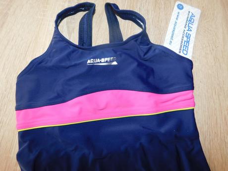 Dívčí jednodílné plavky, 140