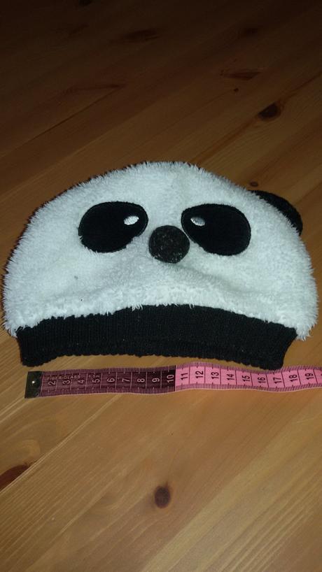 Čepice a šála, 80