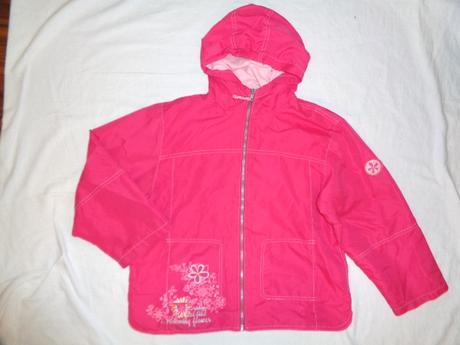 Krásná sytě růžová jarní/podzimní podšitá bunda, 134