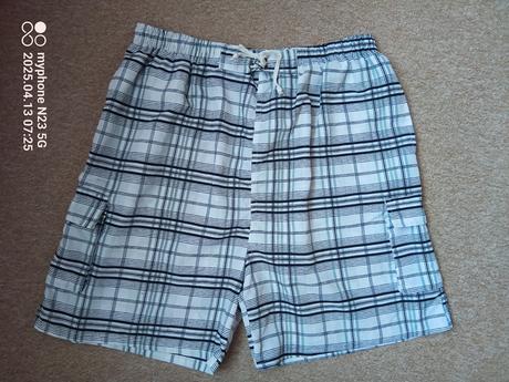 Šortky ve vel."l-xl", l