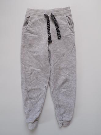 Tepláky vel 128, pepperts,128