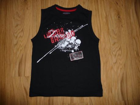 Černé tílko rebel na 9-10l- vel.140, rebel,140