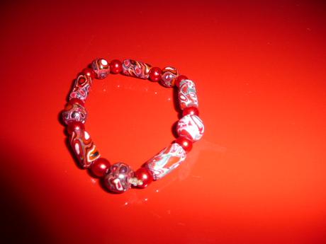 Náramek bižuterie,