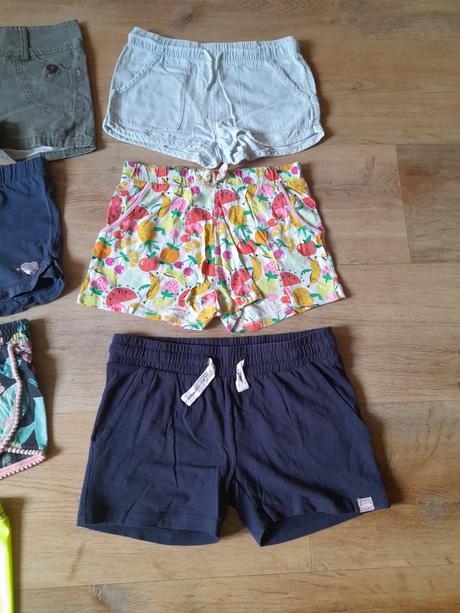 11xkraťasy 134/140, h&m, s.oliver,lewro,decathlon, h&m,134