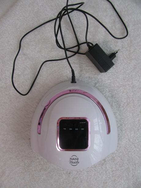Uv / led lampa na nehty naninails,