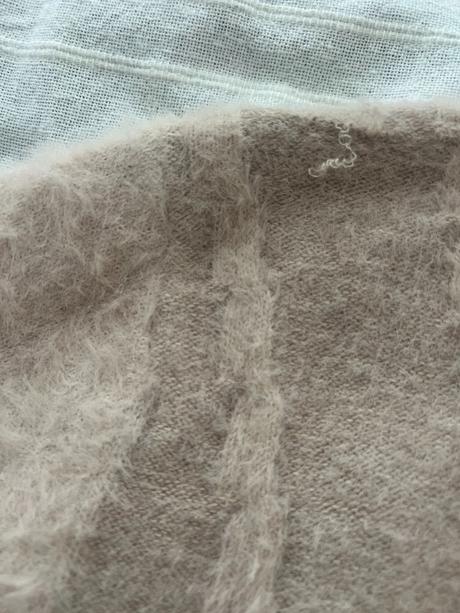 Velmi jemný/příjemný svetřík vel. m/l, m