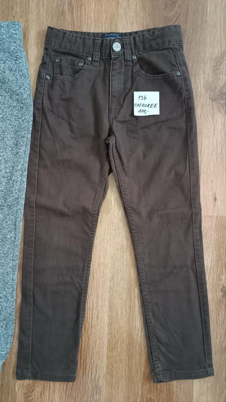 Kalhoty a tepláky vel. 128, 134, cherokee,128