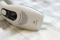 TrueLife BELLE IPL E5 – IPL epilátor se třemi druhy lamp