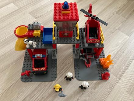 Lego duplo hasičská stanice 5601, 