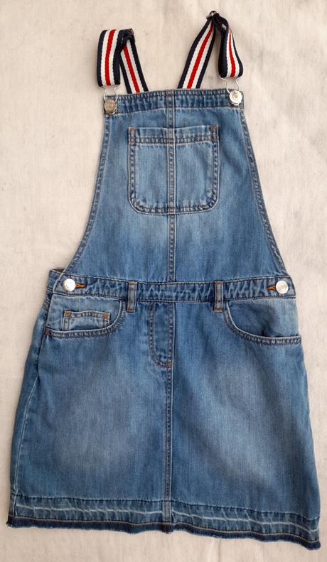 Laclová sukýnka 13 let, 152