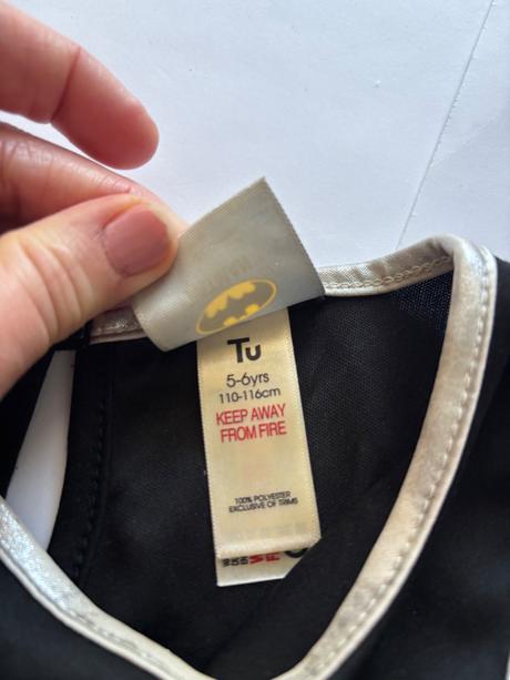 An7/ kostým bat girl - v.5/6 let, 