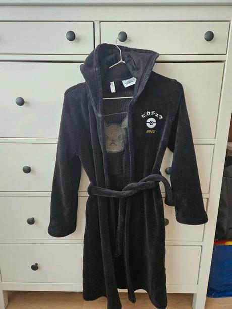 Župan pokémon, vel. 146/152, reserved,146