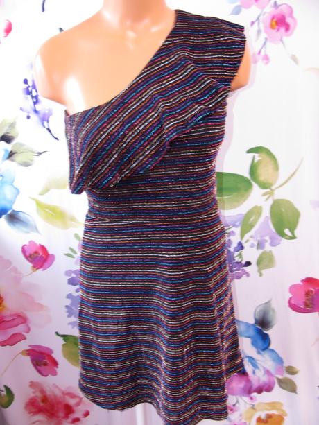 Elastické třpytivé šaty s volánkem, 146