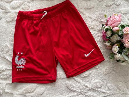 Kraťasy funkční- v.7/8 let, nike,128