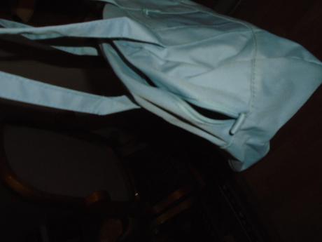 Kabelka sportovní prostorná,