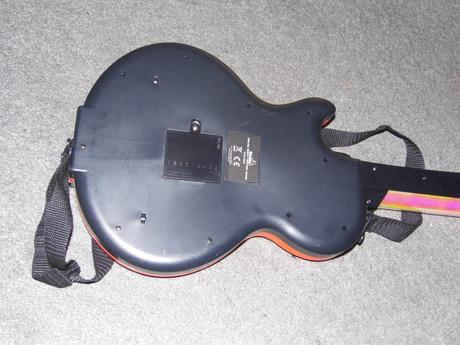 Elektronická kytara simba, 