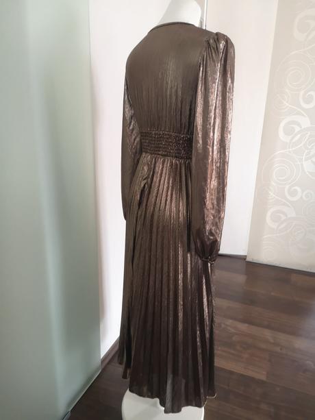 Večerní společenské šaty, s