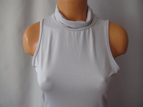 Elastické světle šedé mini šaty, s