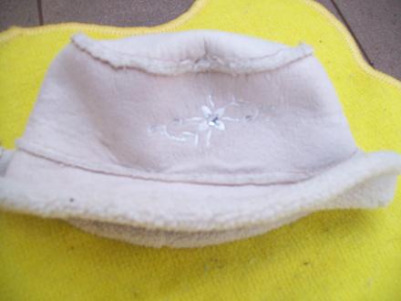 Teplý klobouk , adams,110