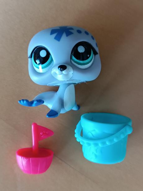 Lps lachtánek zdobený + kyblík + lodička,