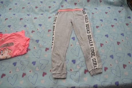 140 girls komplet bavlněné triko tepláky, 140