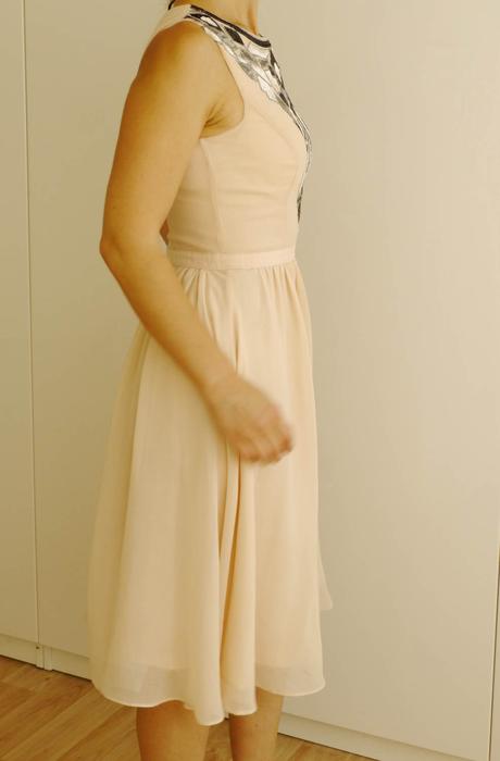 Saty telove barvy vel. 34 spotlight, 34