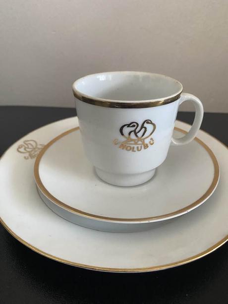 Porcelánový set s logem, 