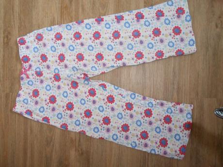 Kalhoty od pyžama nebo jako tepláčky, 110